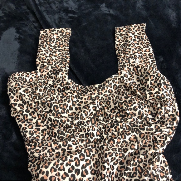 Albion Savannah swimsuit, XL cheetah print. Excellent used condition. - Picture 3 of 5